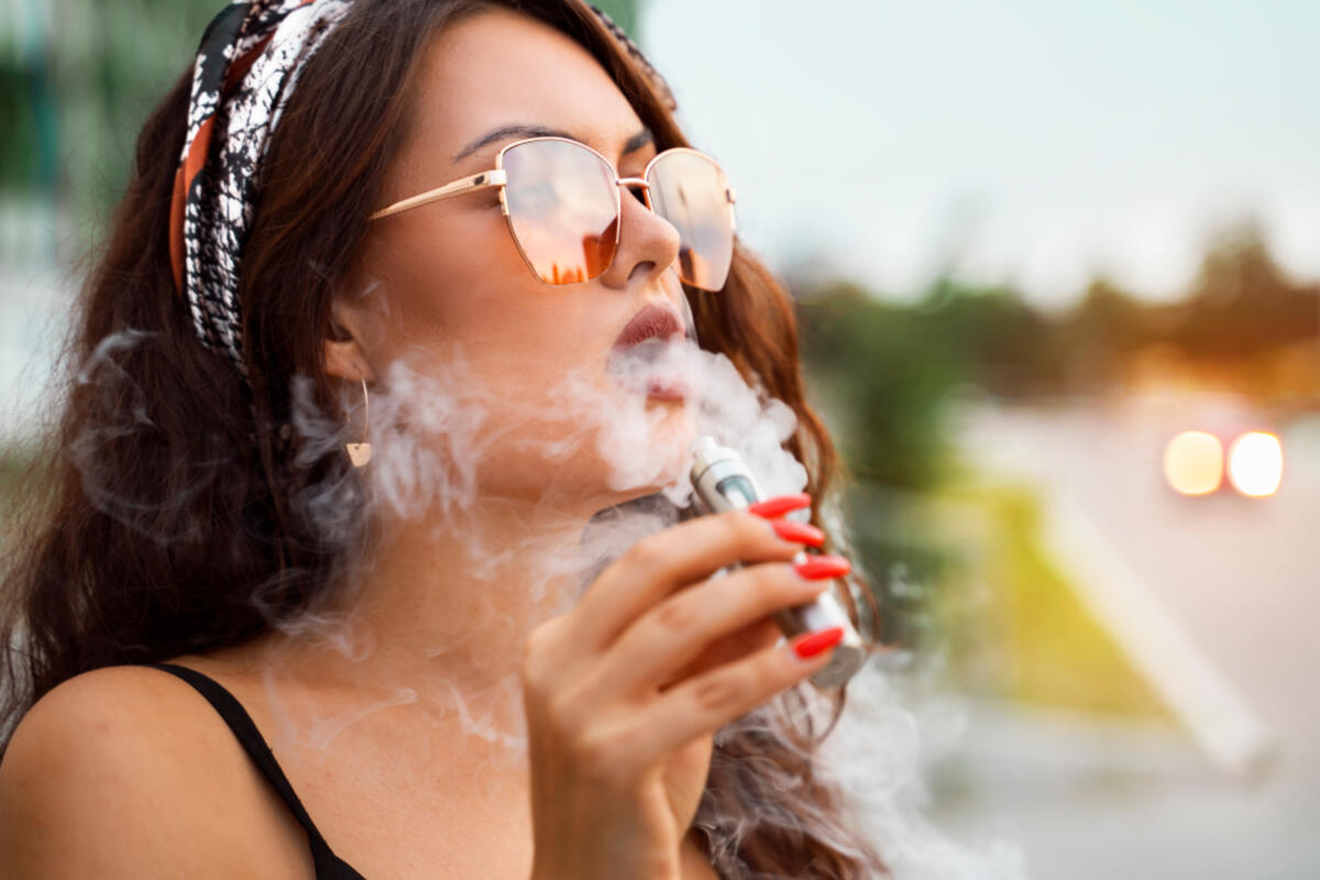 the impact of vaping on oral health